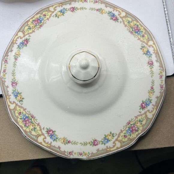 Antique 1930’s Mt Clemens MILDRED Casserole Covered Vegetable Dish And Plate - Picture 7 of 16